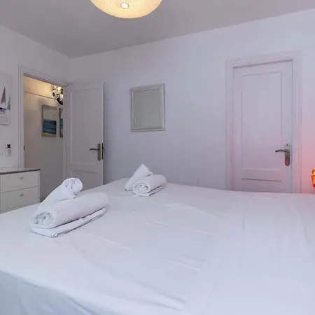 Costa Caleta 1 - Two Bed Apartment *