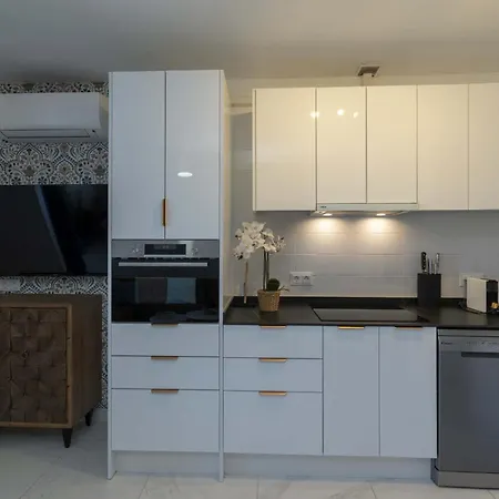 Appartement Costa Caleta 1 - Two Bed *